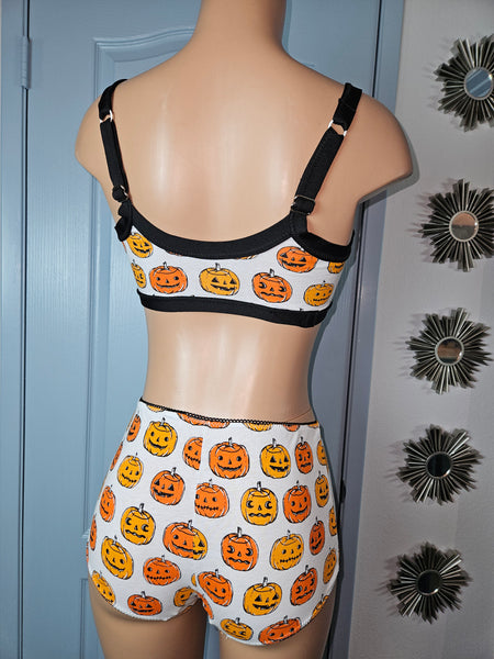 HALLOWEEN PUMPKIN BRALETTE